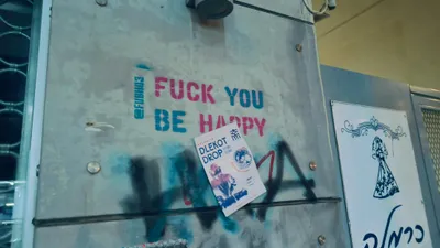 Graffiti & Street Art - pexels-danielrosehill-34236013.jpg