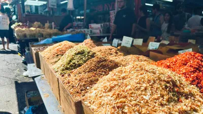Tel Aviv Market - pexels-danielrosehill-34243135.jpg