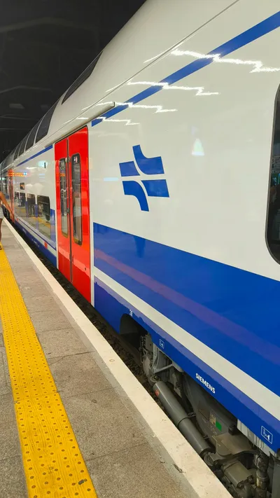 Transportation - pexels-danielrosehill-34270961.jpg