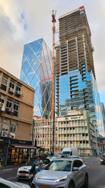 Tel Aviv Buildings - pexels-danielrosehill-34271566.jpg